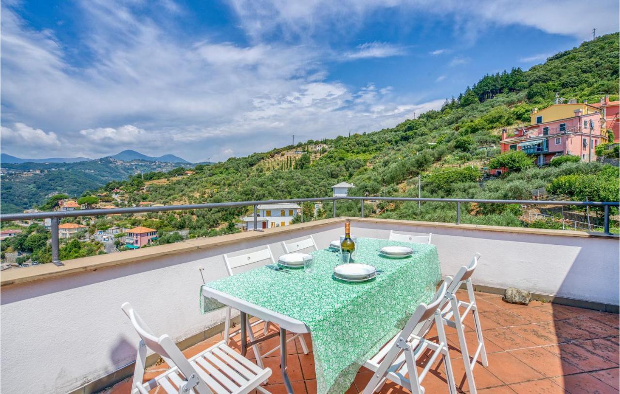 Awesome Home In Moneglia With Kitchen エクステリア 写真