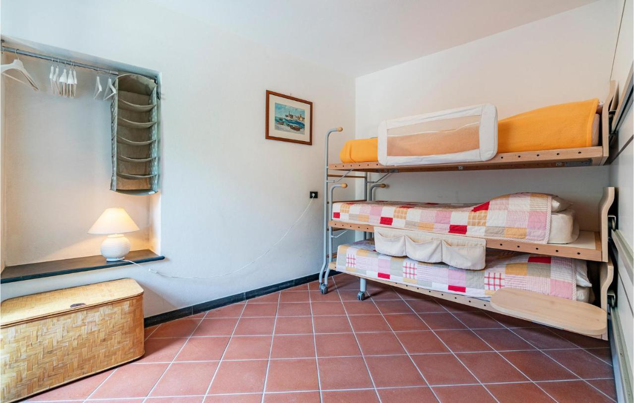 Awesome Home In Moneglia With Kitchen エクステリア 写真